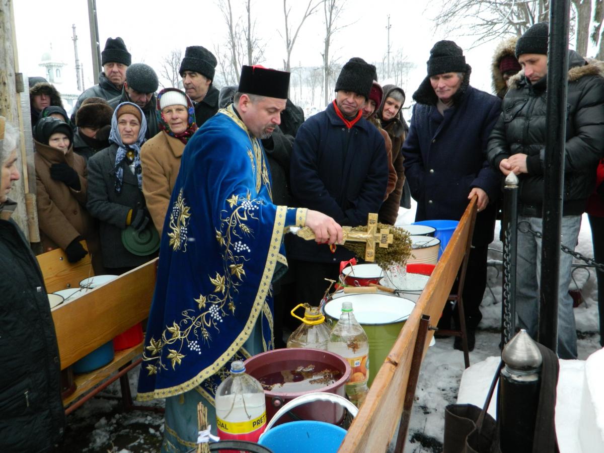 Sărbătoarea Bobotezei la Biserica din Lunca Pașcani .